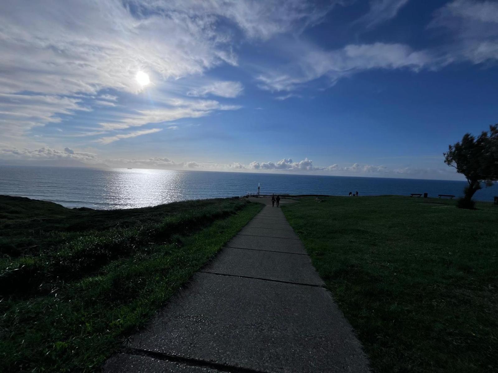 Tu Refugio Junto Al Mar Te Espera Disfruta Final Europa League Apartment Barrika Екстериор снимка